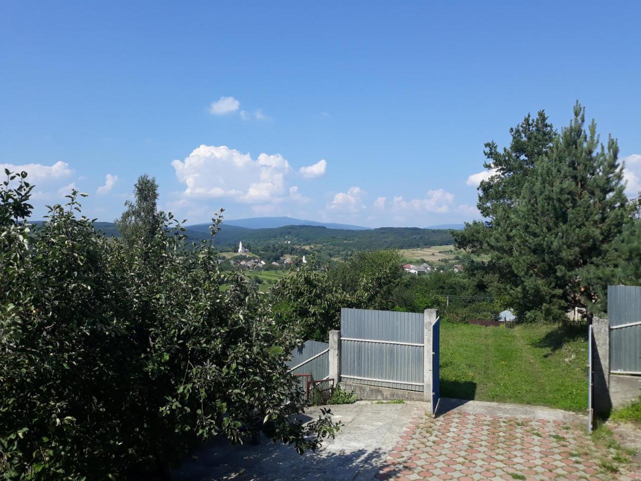 Котедж "Лісовий Затишок" Glubokoye Exteriör bild